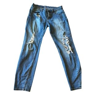 BDG Mid-Rise Ankle Jeans